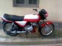 Red Bajaj KB 125