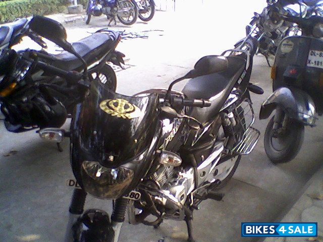Black Bajaj Pulsar 150 DTSi