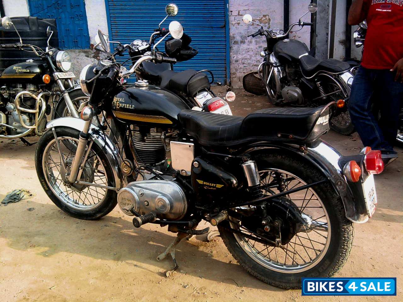 Black Royal Enfield Bullet Electra