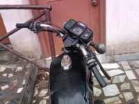 Black Yamaha RX 135