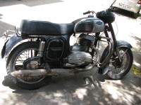 Black Ideal Jawa Yezdi