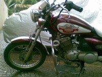 Maroon Yamaha Enticer
