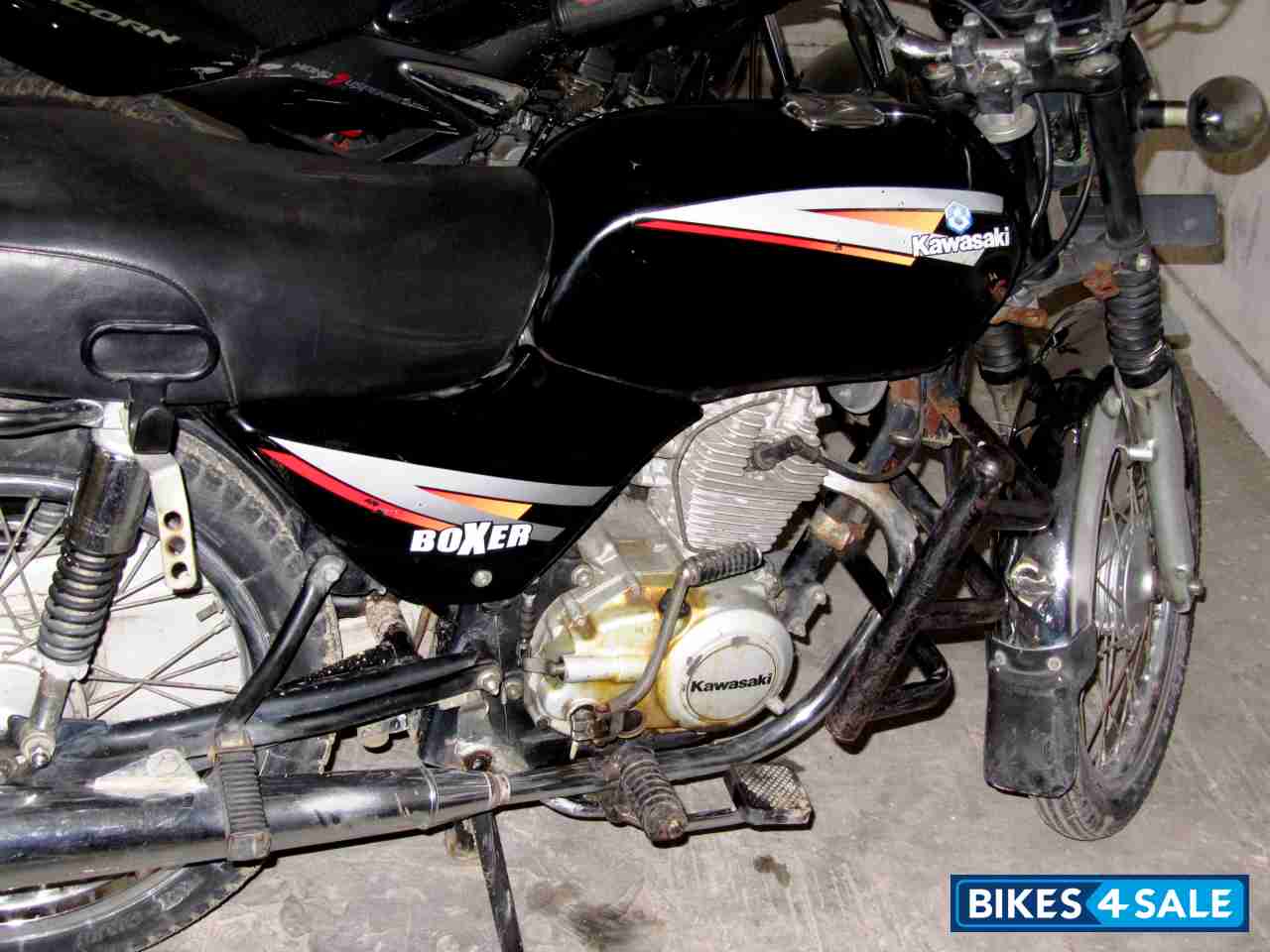 bajaj boxer ct deluxe