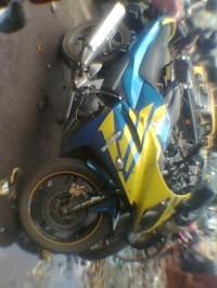 Yellow And Blue Hero Karizma