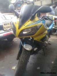 Yellow And Blue Hero Karizma