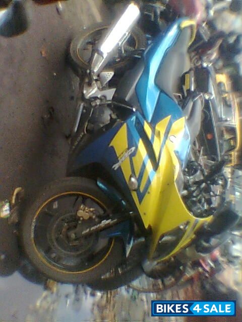 Yellow And Blue Hero Karizma