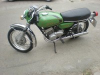 Green Yamaha RD 350