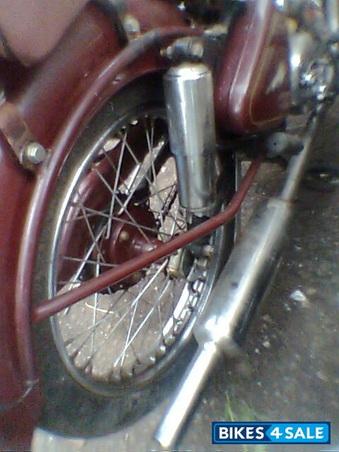 Marrron Royal Enfield Bullet Standard 350