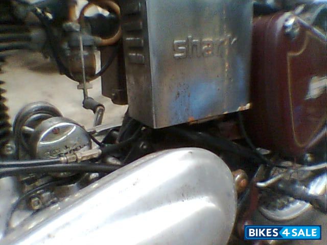 Marrron Royal Enfield Bullet Standard 350