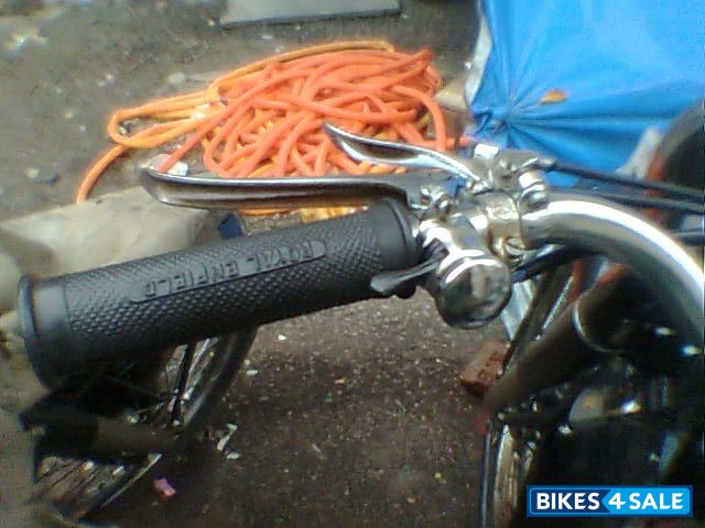 Black Royal Enfield Bullet Standard 350