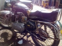 Black Royal Enfield Bullet Diesel Taurus