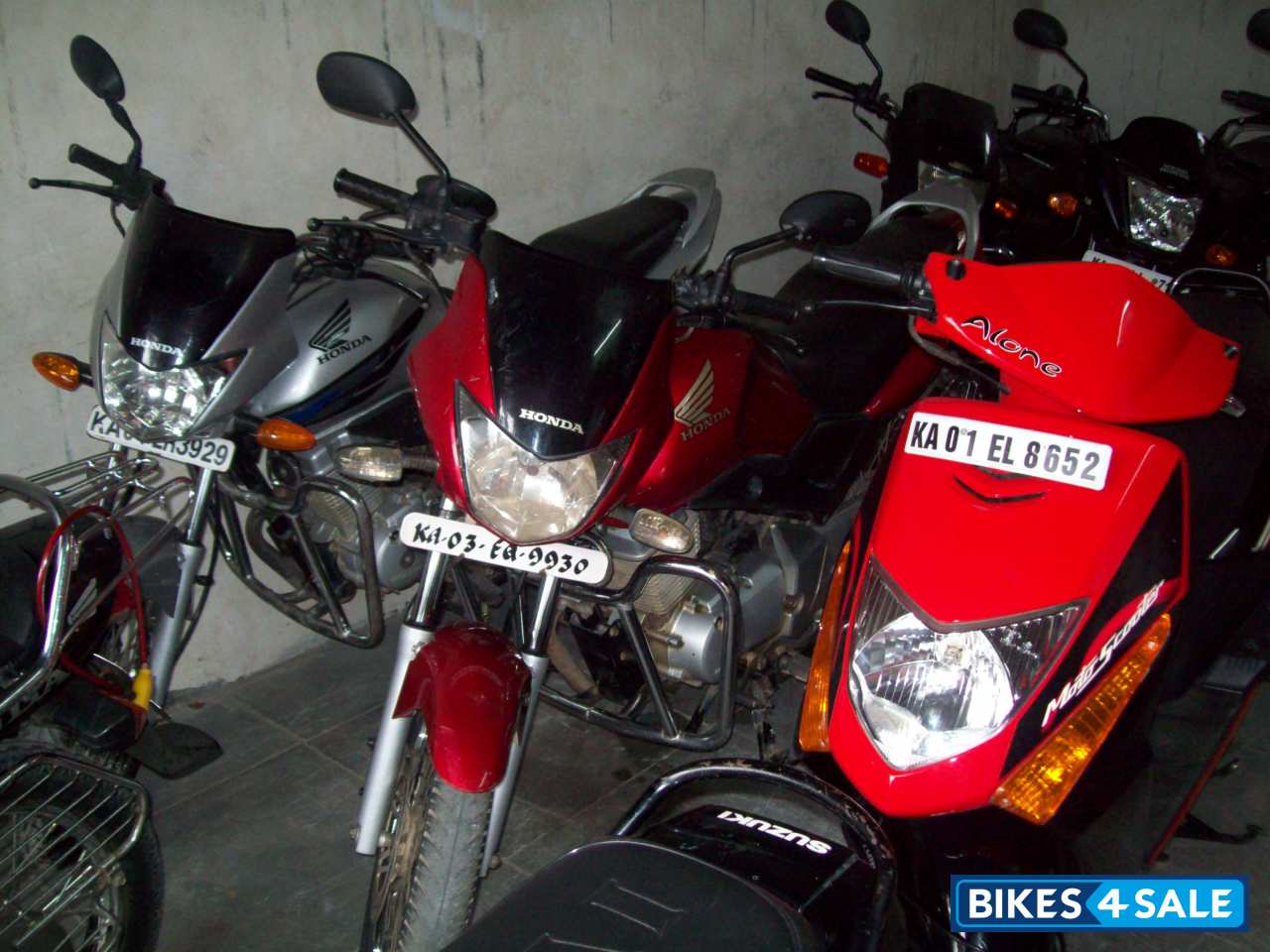 Black Reed Honda Unicorn