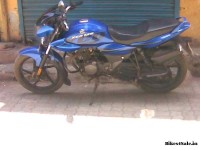 Blue Bajaj XCD 125 DTS-Si