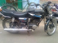 Blue Yamaha RX 135