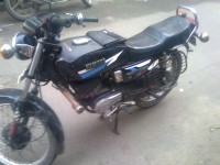 Blue Yamaha RX 135