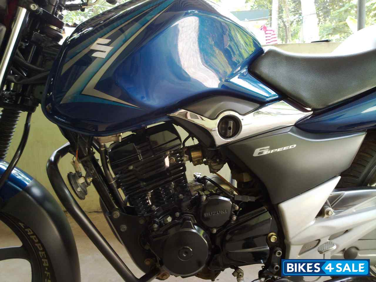 Blueish Green Suzuki GS 150R