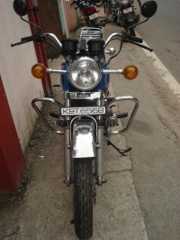 Blue Yamaha RD 350