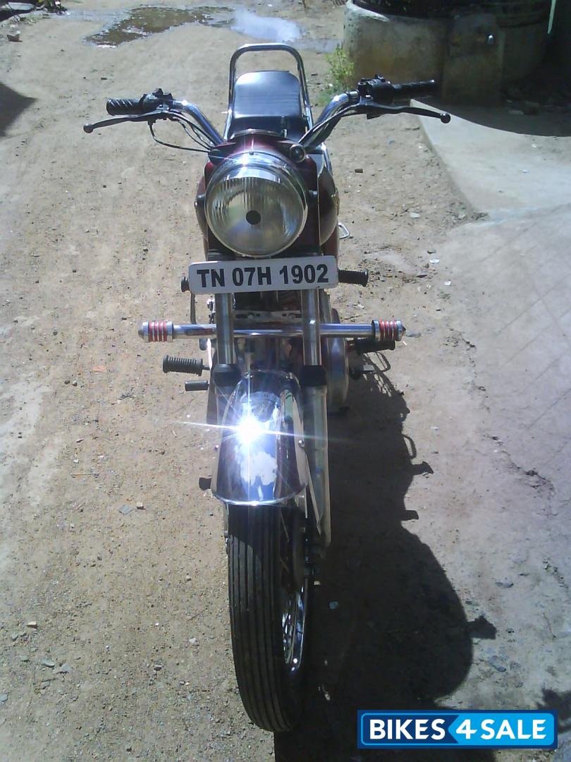 Red Royal Enfield Bullet Standard 350