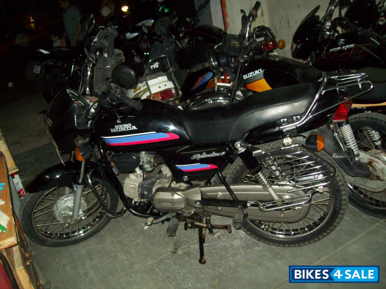 Black Hero Splendor Plus