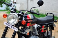 Black Ideal Jawa Yezdi RoadKing