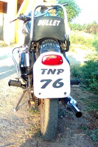 Black Royal Enfield Bullet Standard 350