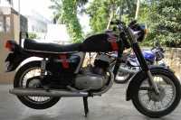 Black Ideal Jawa Yezdi CL II