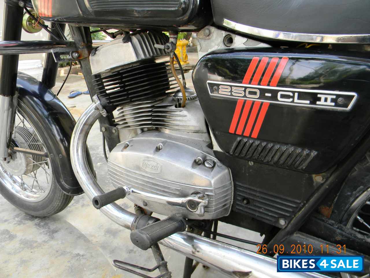 Black Ideal Jawa Yezdi CL II