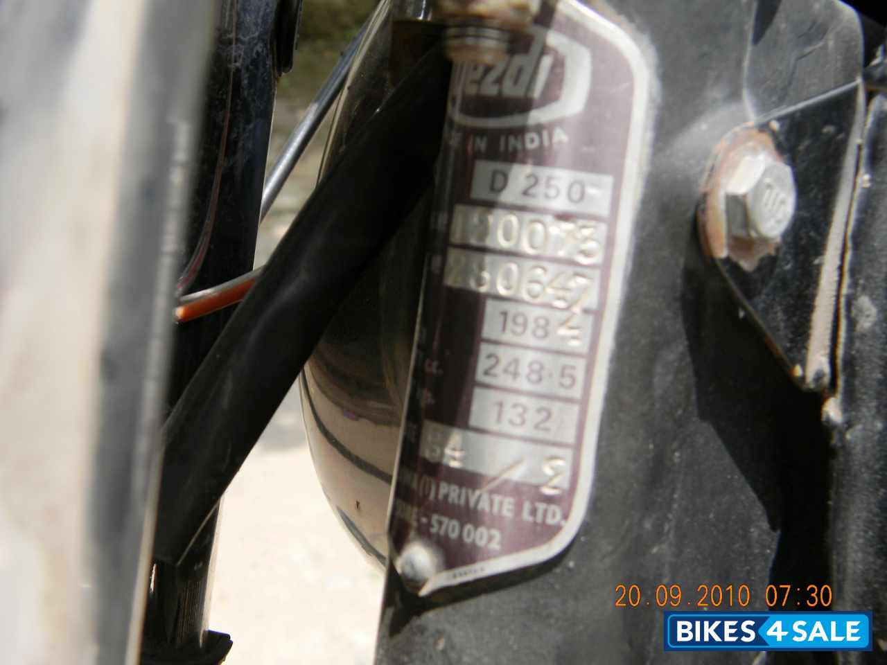 Black Ideal Jawa Yezdi CL II