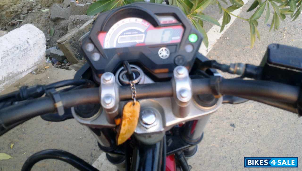 Blood Red Yamaha FZ16