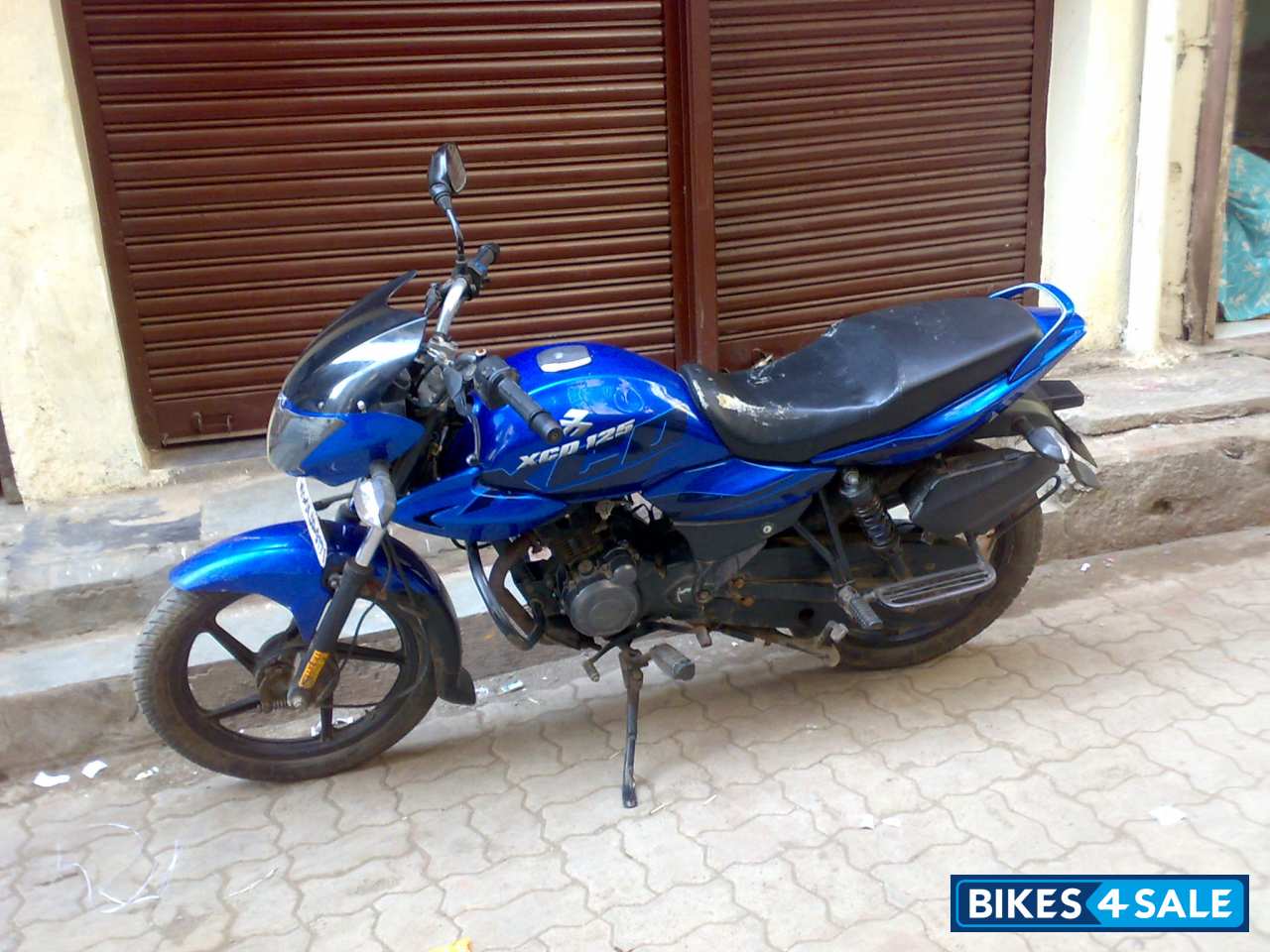 Blue Bajaj XCD 125 DTS-Si Blue Bajaj XCD 125 DTS-Si