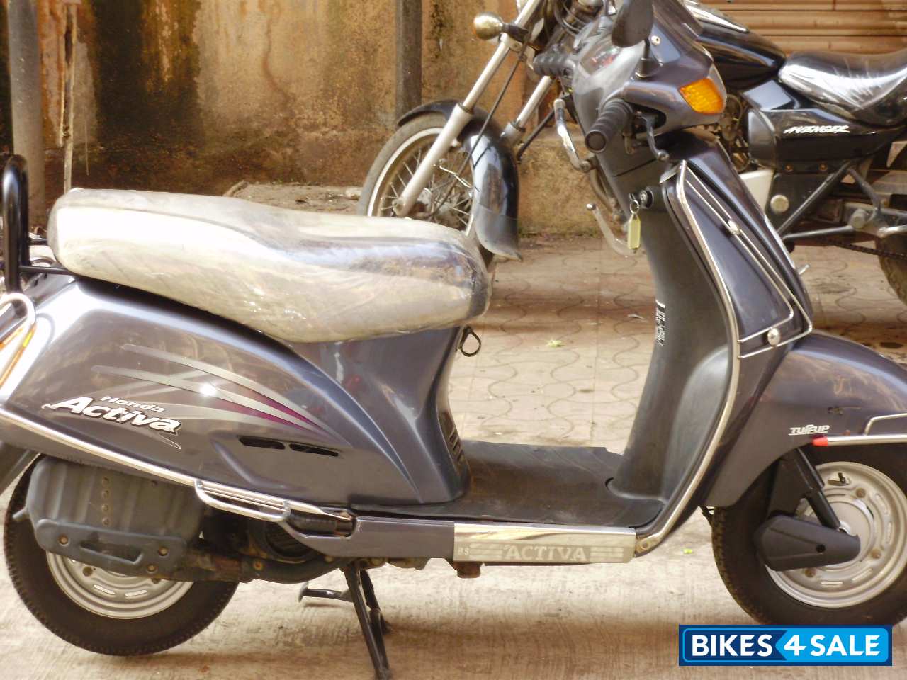 Used 2008 model Honda Activa for sale in Mumbai. ID 39578. Grey colour