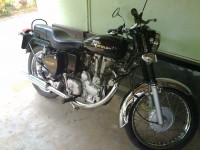 Black Royal Enfield Bullet Machismo A350