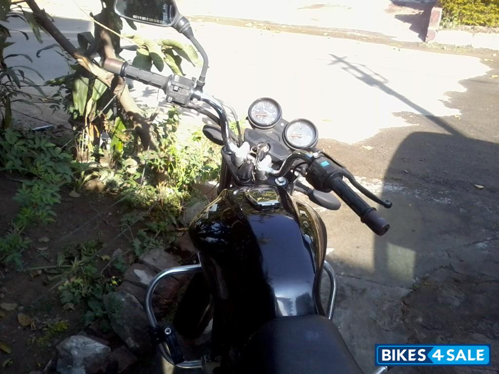 bajaj discover 125 st back shocker price