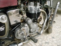 Grey Mettalic/ Black Duel Tone Royal Enfield Lightning 535