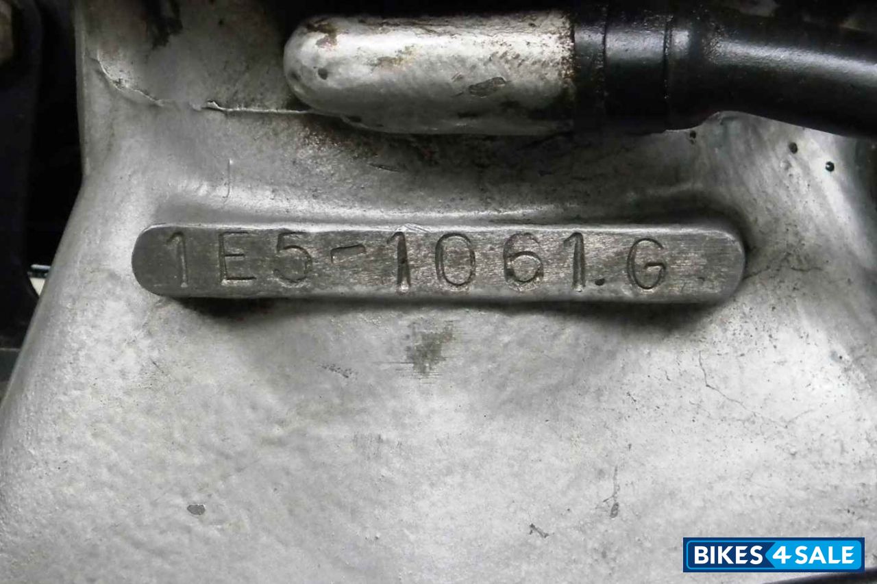 Grey Mettalic/ Black Duel Tone Royal Enfield Lightning 535