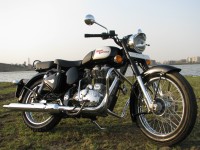 Black Royal Enfield Classic 350