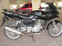Black Bajaj Pulsar 220 DTSi