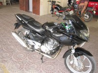 Black Bajaj Pulsar 220 DTSi