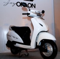 White Honda Activa