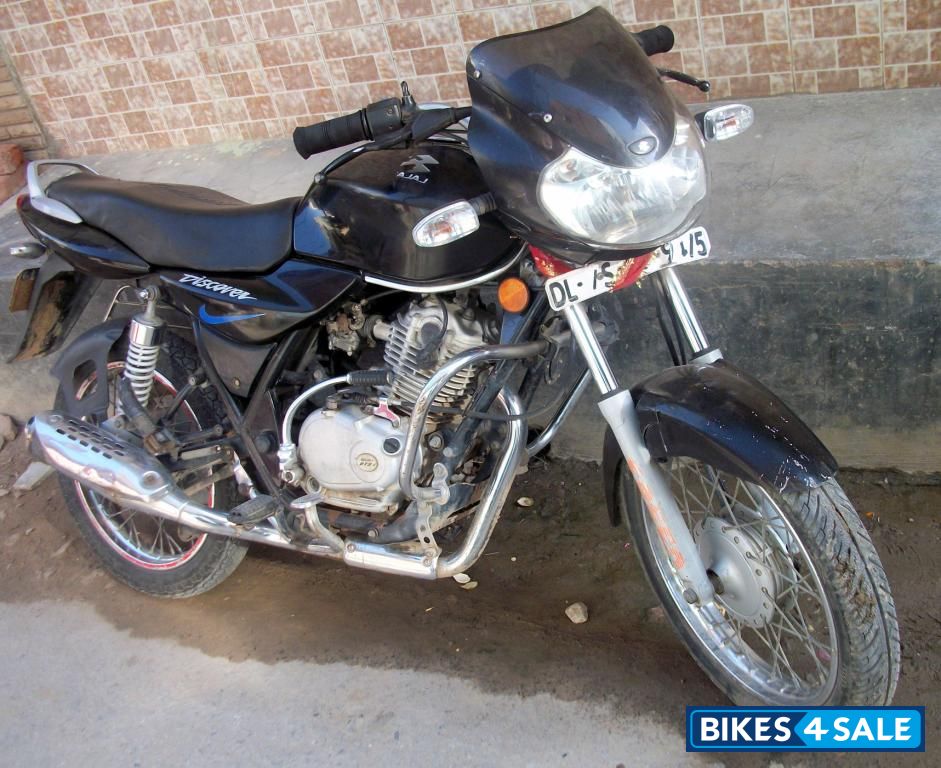 Black Bajaj Discover DTSi 125