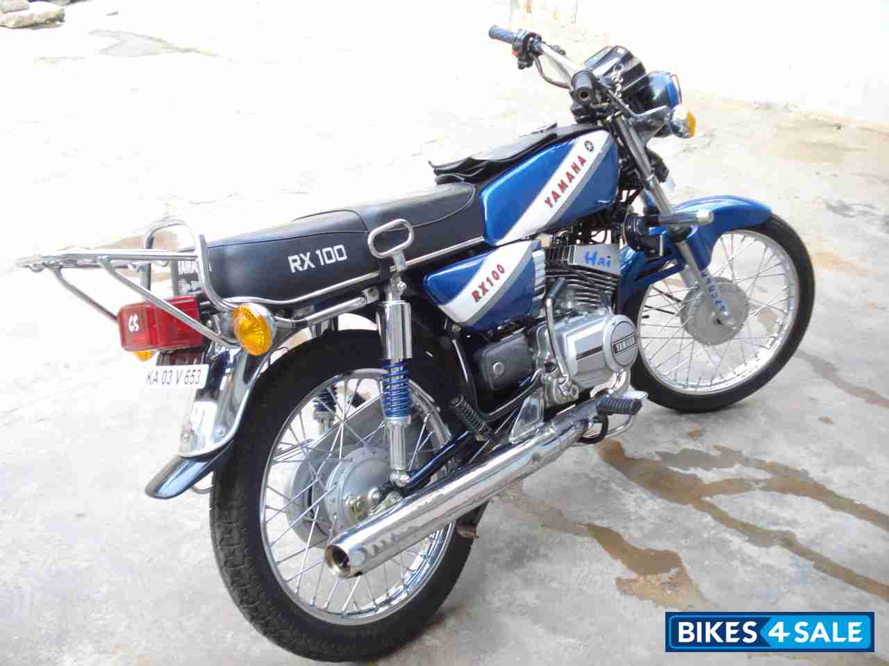 Blue Yamaha RX 100