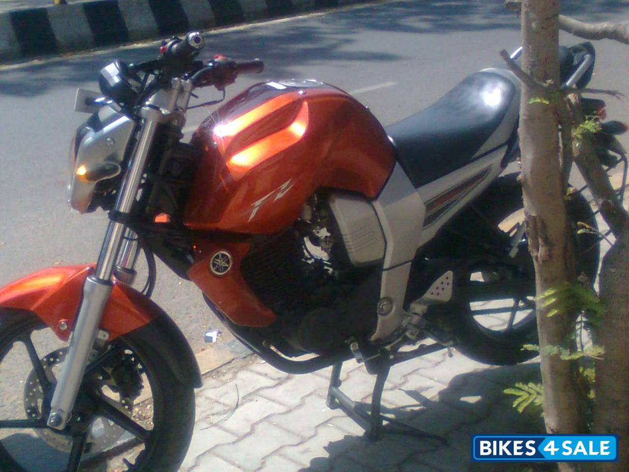 Black Yamaha FZ-S Black Yamaha FZ-S