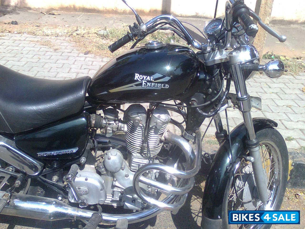 Magic Black Royal Enfield Thunderbird
