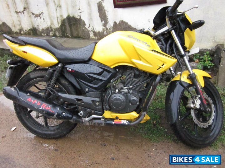 Yellow TVS Apache RTR 160