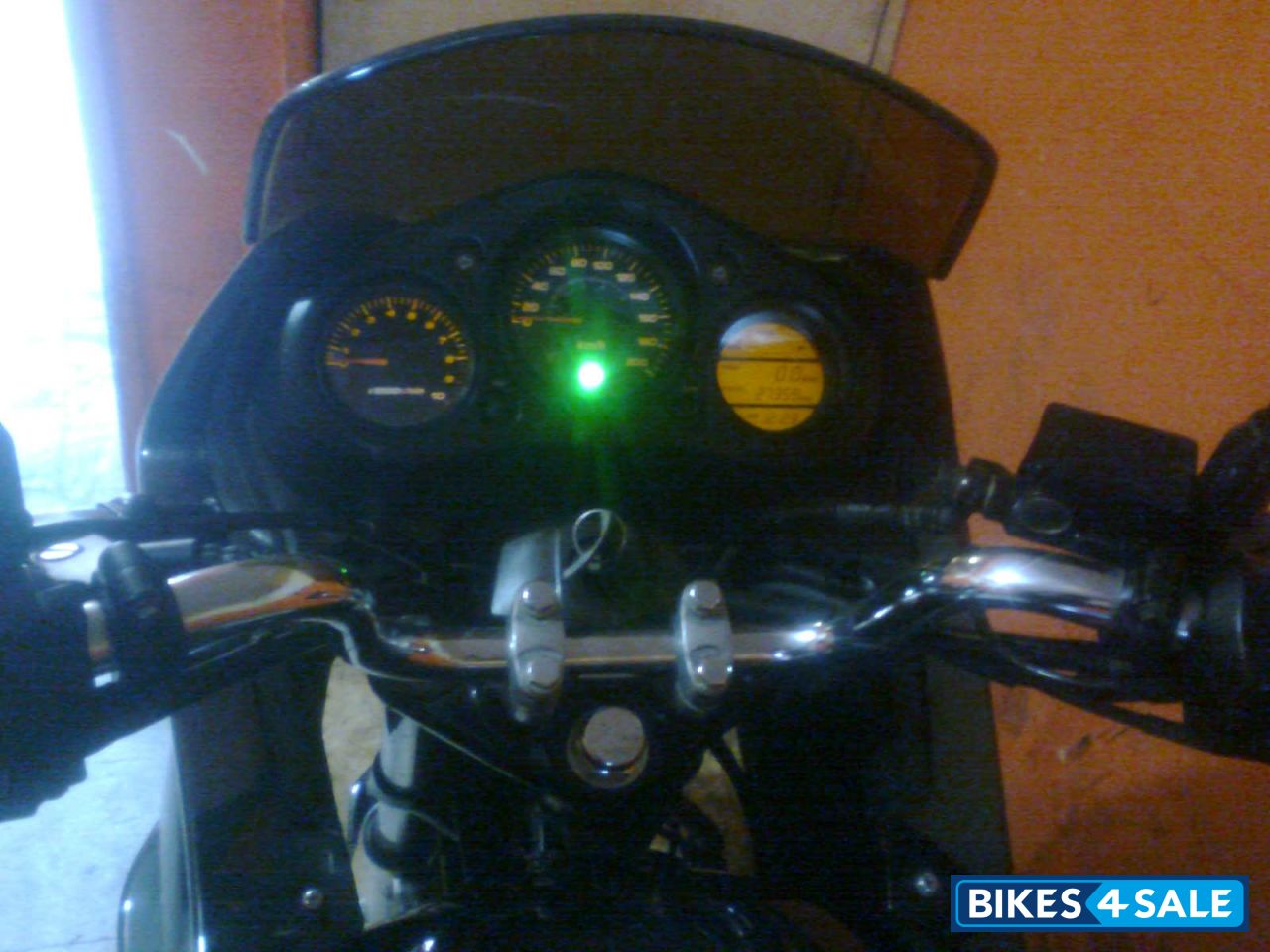 Black Hero Karizma R