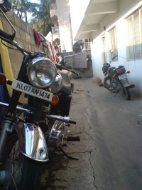 Chrome And Black Royal Enfield Bullet Machismo A350