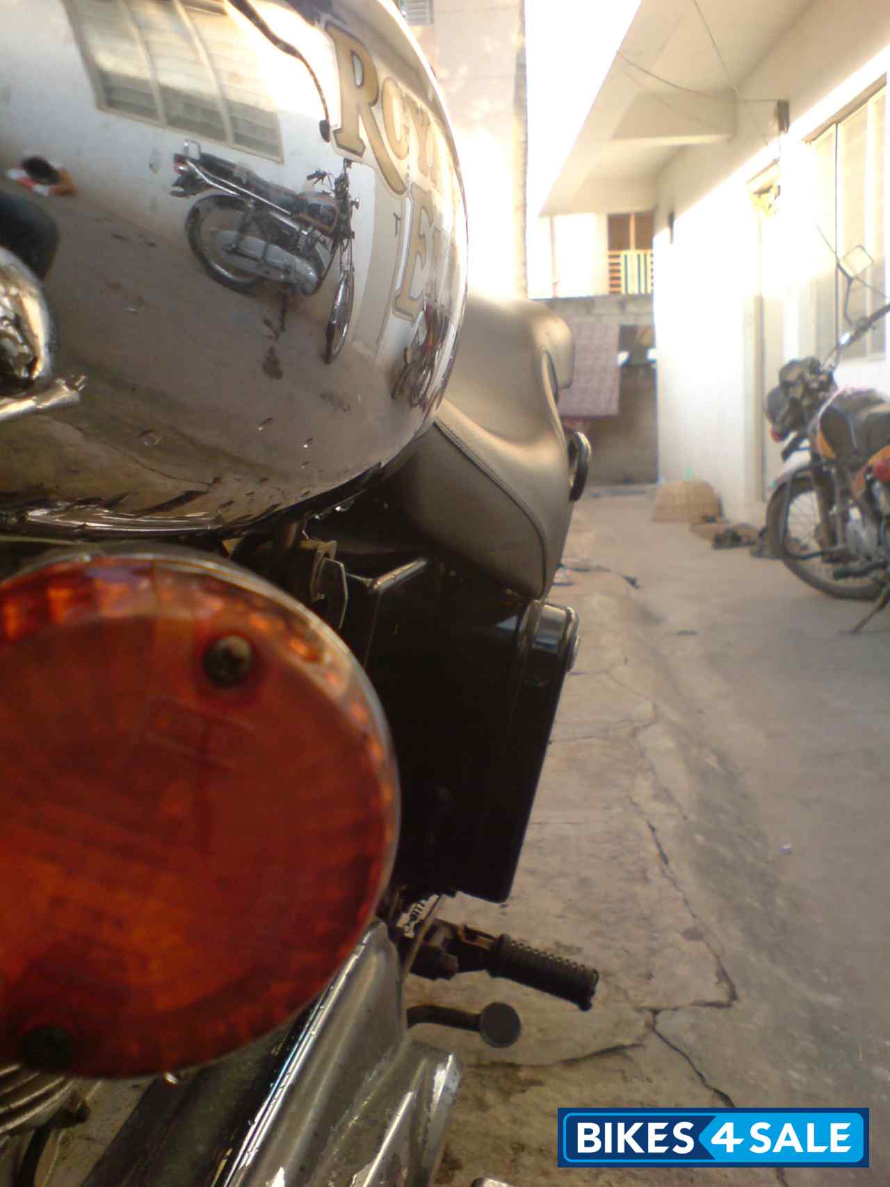 Chrome And Black Royal Enfield Bullet Machismo A350