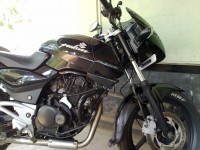 Black Bajaj Pulsar 200 DTSi