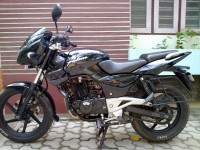 Black Bajaj Pulsar 200 DTSi