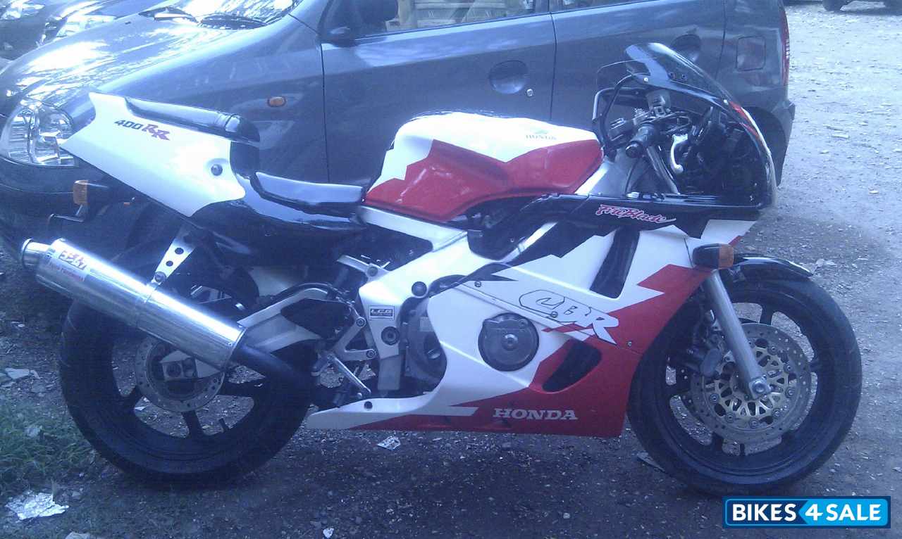 White/red/black Honda CBR